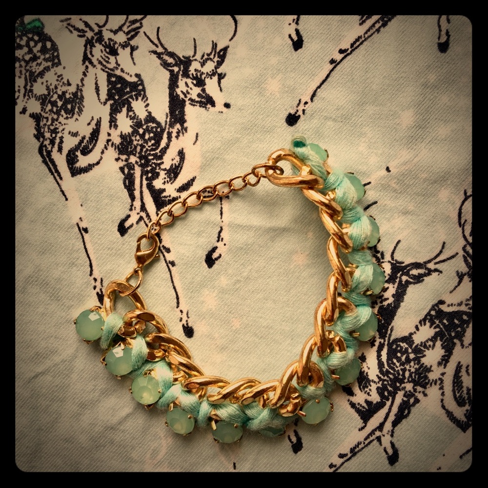 Beautiful Stella & Dot wrap bracelet!!💋 SALE!! - Picture 1 of 4